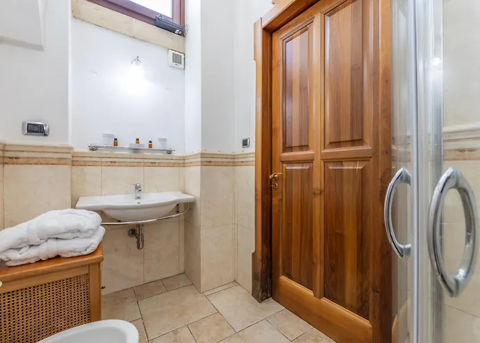 Dimora Ada ヴィラ タヴィアーノ