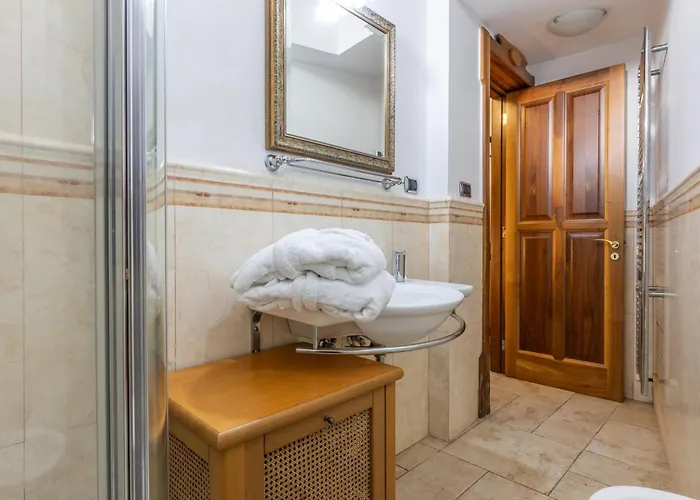 ヴィラ Dimora Ada タヴィアーノ